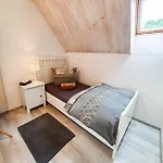 Semesterbostad Friendly - Gemuetliches Backsteinhaus *