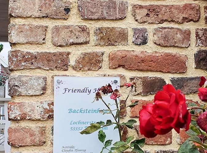 Friendly - Gemuetliches Backsteinhaus Hébergement de vacances Bornheim (Rheinland)